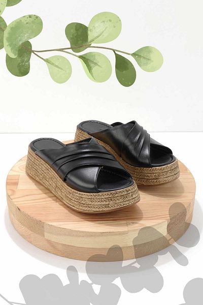 Bambi Black Genuine Leather Women's Slippers K04290023003