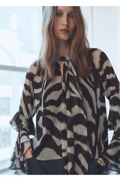 MANGO Woman Blouse with Flared Sleeves Pattern