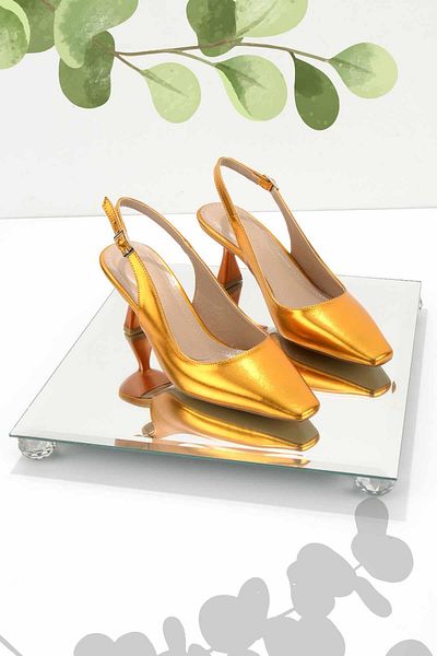 Bambi Hellorangefarbene klassische Damenschuhe mit Absatz K 01232150209
