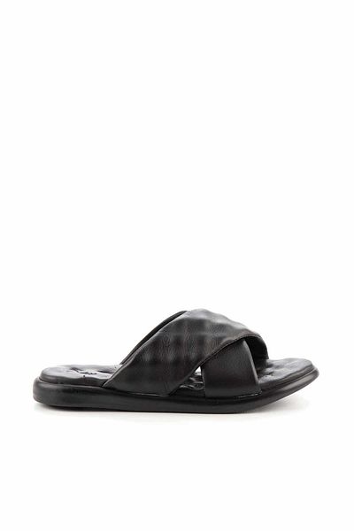 Bambi Black Genuine Leather Women's Slippers K04357065003