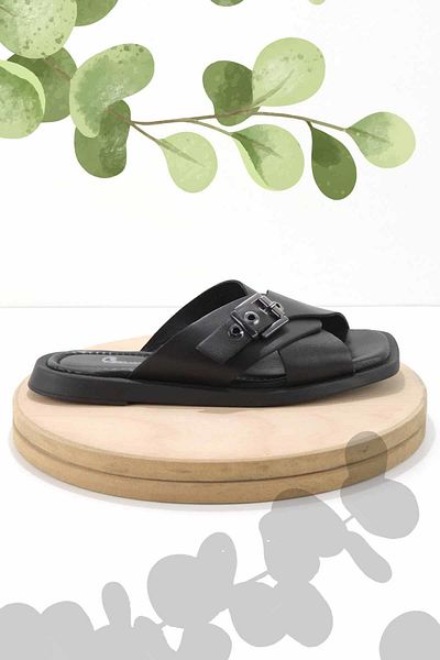 Bambi Black Leather Women's Slippers K04359022003