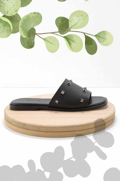 Bambi Women's Black Slippers K04371070109