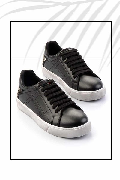 Bambi Women's Black Sneakers K01377023809