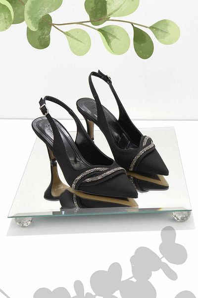 Bambi Damen-Abendschuhe aus mattschwarzem Satin K 01231311438