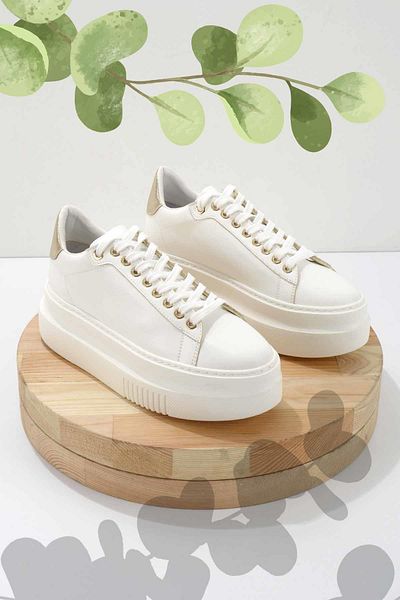 Bambi Women's White Sneakers K01344008009