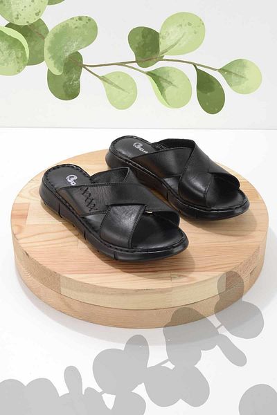 Bambi Black Genuine Leather Women's Slippers K04217241203