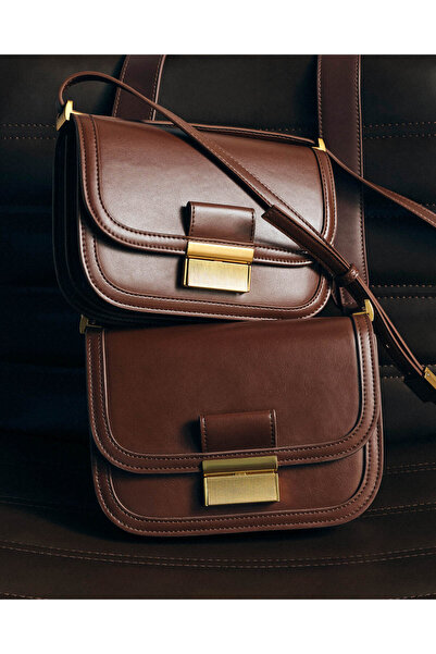 Mudo Buckle Detail Shoulder Bag