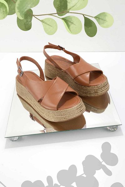 Bambi Taba Leather Women's Sandals K05290032003