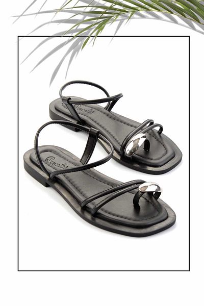 Bambi Women's Black Sandals K 05826018009