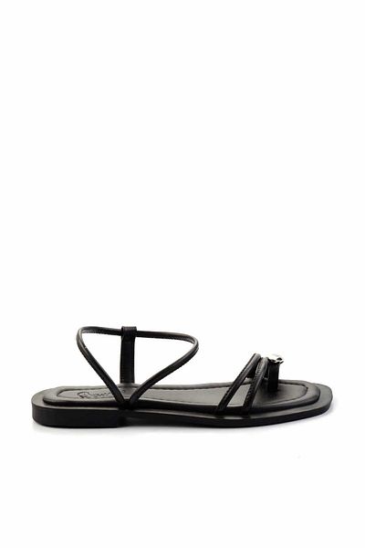 Bambi Women's Black Sandals K 05826018009