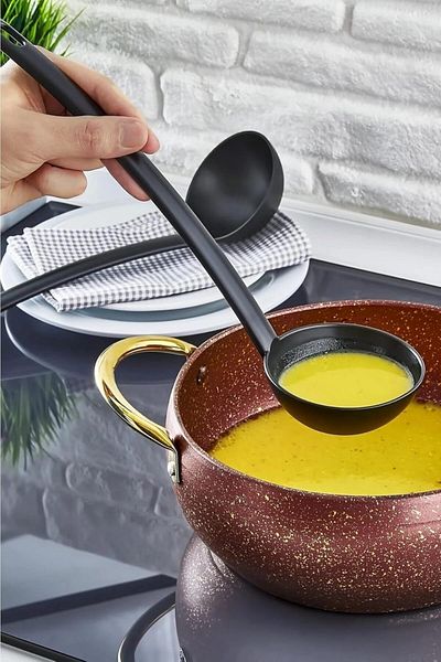 STOREMAX Sellbuystore 1 Piece Practical Fireproof Non-Stick Teflon Ladle - 220 Degree Resistant Teflon Serving Ladle