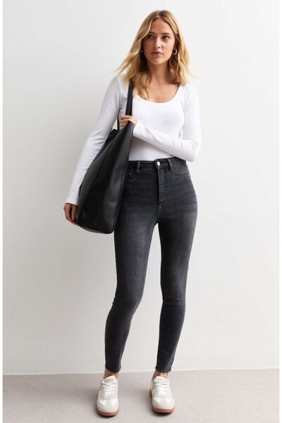 Rooted Γυναικείο μακρυμάνικο, μπλούζα με βαθύ λαιμό πισίνας, ύφασμα καμιζόλ με ραβδώσεις