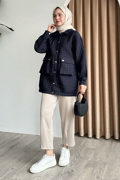 InStyle Μπλε καπάκι με καπιτονέ τσέπη τσάντας