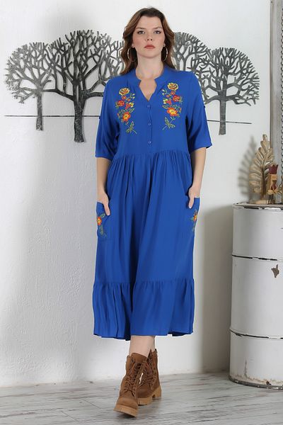 Chiccy Rochie brodata cu guler judecator - Saks Blue, maneci 3/4, nasturi si buzunare, tiv cu volane 134 54