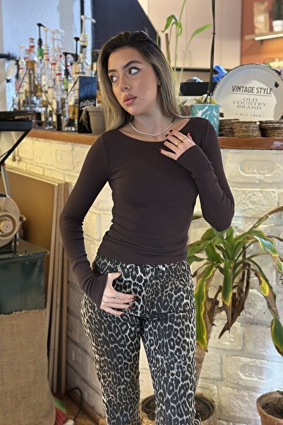 CurcunaShop بدلة نسائية بأكمام طويلة ورقبة قارب