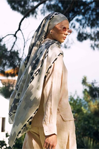 carell Silver Mist Comfy Silk Shawl