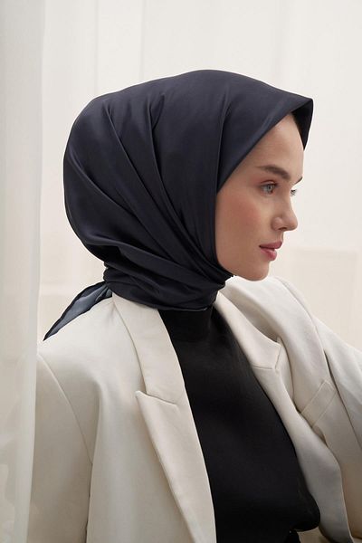 carell Twill Scarf Black