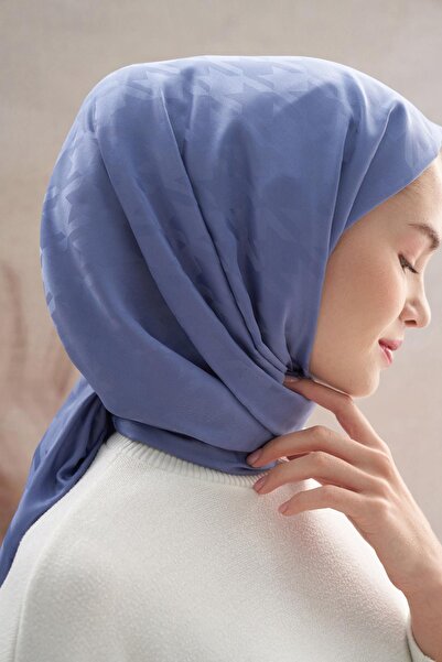 carell Blue Cotton Silk Jeans - Houndstooth Patterned Shawl