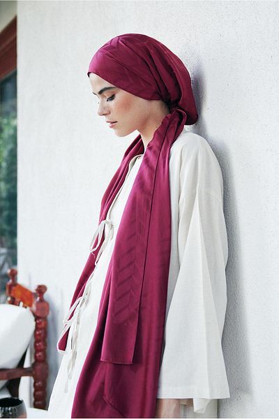 carell Burgundy Diamond Patterned Cotton Silk Shawl