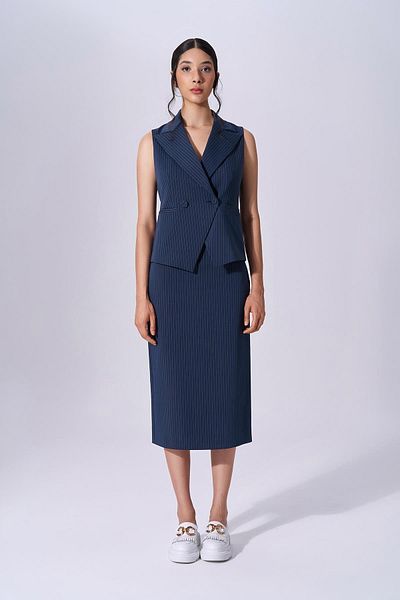 Naar Women's Buttoned Sleeveless Cruze Navy Blue Vest 2591700