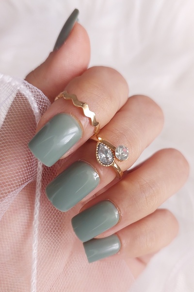 Easy Beauty 24 Adet Renkli Kısa Takma Tırnak Kare 1133