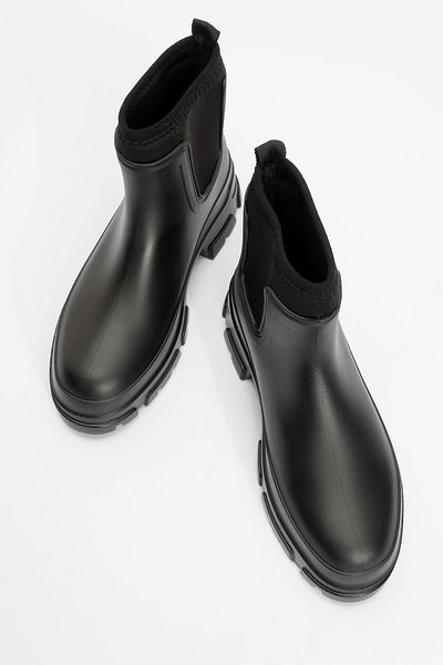 LuviShoes PLOYE Μαύρες γυναικείες μπότες βροχής