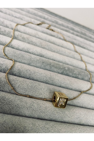 PİNK Çelik Kolye “F” Küp 1x1 Cm. Harf Kolye Gold-Özel Kutusunda