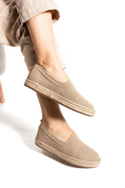 Ayakkabıda Tek Дамски летни обувки Walker с юта, обвити в плетена материя - VINK