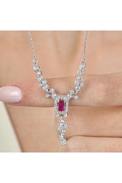 Mia Vento Pırlanta Montür Işıltılı Emerald Sentetik Yakut Gümüş Kolye