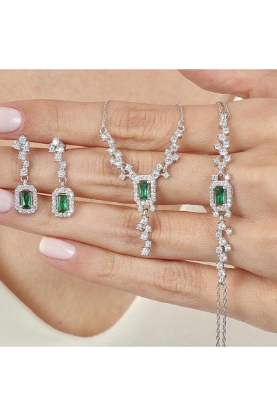 Mia Vento Pırlanta Montür Işıltılı Emerald Sentetik Zümrüt Üçlü Gümüş Set