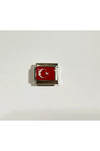 Crowne Jewelry Turkish Flag Patterned Steel Charm