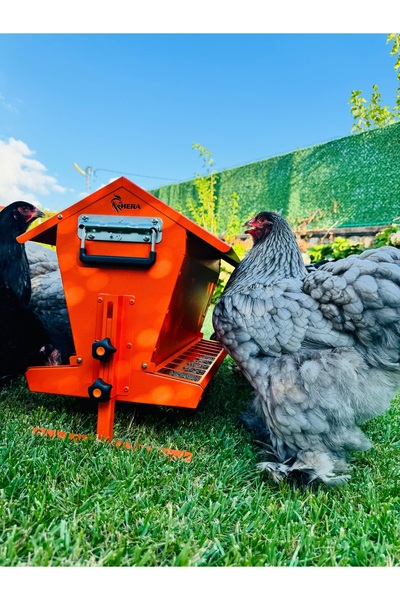 HERA (YEM KAPASİTESİ 24 KG.) Çatılı, Çift Taraflı Tavuk Yemliği-turuncu