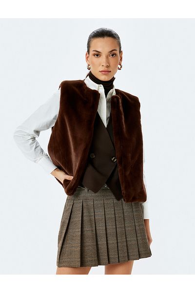 Koton Round Neck Faux Fur Crop Vest