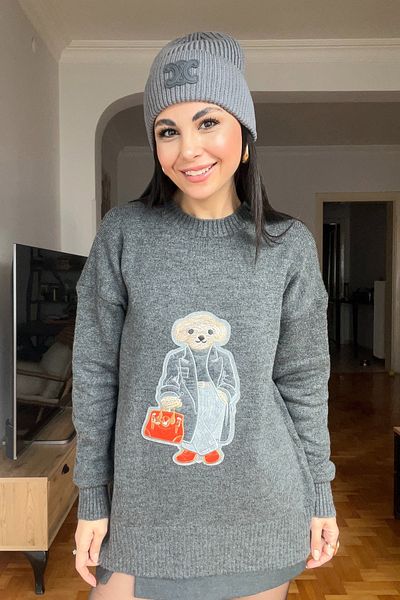 Seda Yalçın Atelier Pulover din tricotaje brodate cu ursuleț antracit