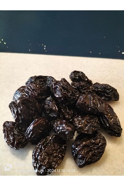 ERZURUM YÖRESEL ÜRÜNLER Dry Black Plum Tamas 500 g