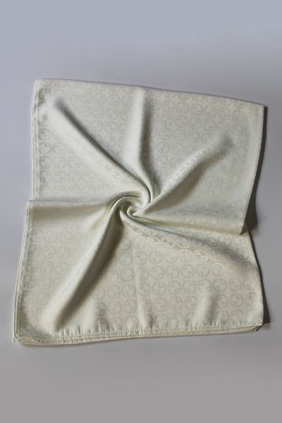 QUM İPEK Ιταλικό Σάλι Jacquard G με σχέδιο - Κρέμα