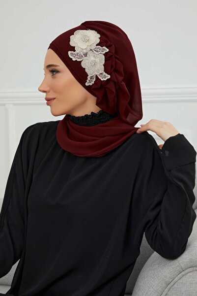 Aisha's Design Έτοιμο τουρμπάνι από σιφόν με πλαϊνά βολάν και αξεσουάρ λουλουδιών, HT-102, HT-102, μπορντό-χρυσό