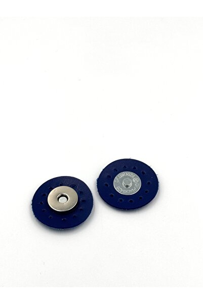 Lady Moss Saks Blue Leather Magnet