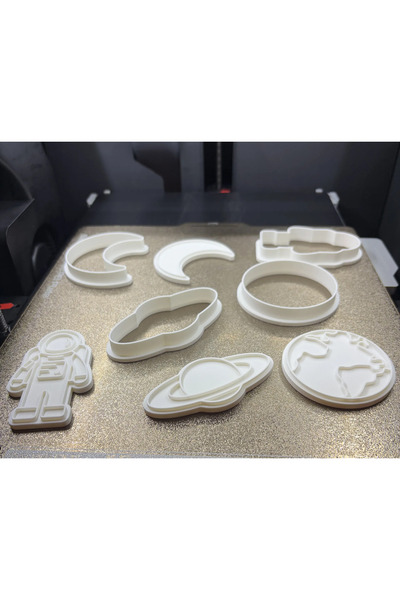 CMHOME Space Figures Cookie Cut-Off Mould, Gaming Paste Shaper