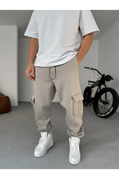 BYBASICMAN C-433 Model Stone Colored Cargo Pocket Tracksuit