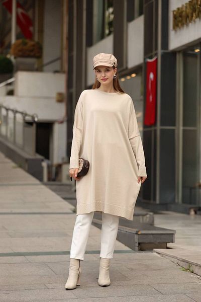 QUAWEAR Crew Neck Off Shoulder Bat Sleeve Oversize Fit Flexible Mercerized Fabric Hijab Tunic