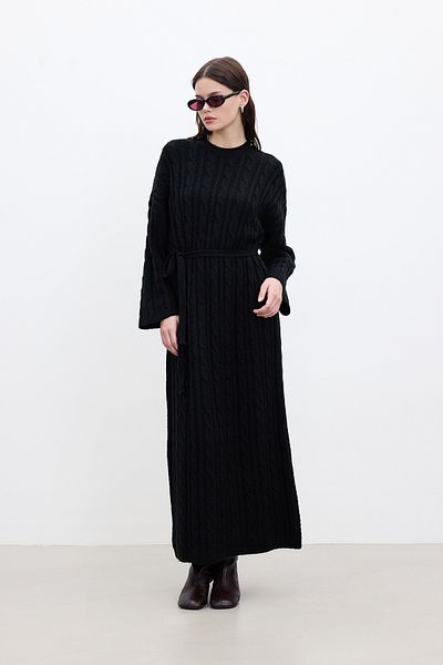 Manuka Schwarzes Strickkleid – Haargeflecht-Design