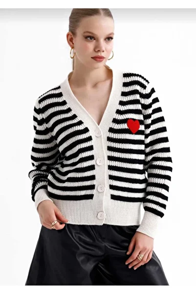 IŞILDA FASHION Women's Heart Patterned Striped Buttoned Knitwear Cardigan