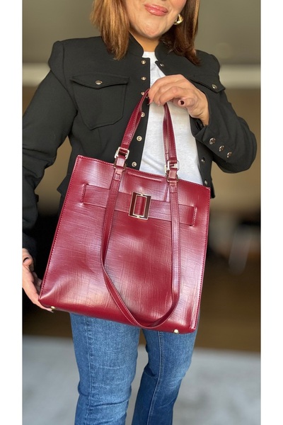 SARI METAL DETAYLI BORDO KLASİK ÇANTA