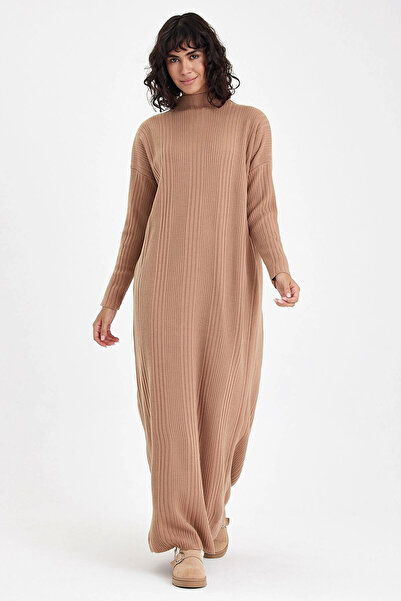 bacc Rochie de tricotat pentru femei, caramel, cu guler ridicat dungi, cu model, lungime maxi Bcvl-t243139