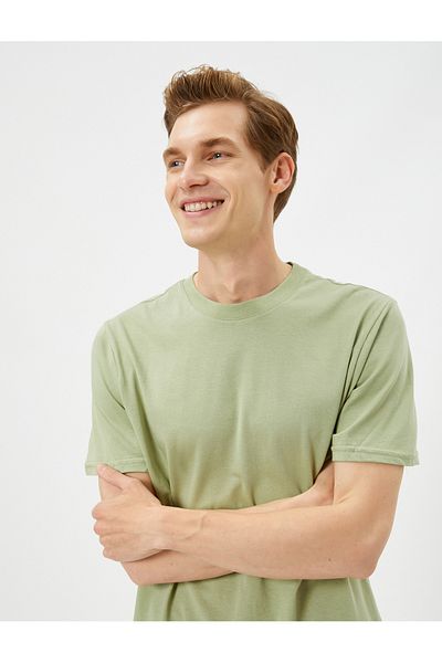 Koton Βασικό T-Shirt Slim Fit Crew Neck Βαμβακερό κοντό μανίκι