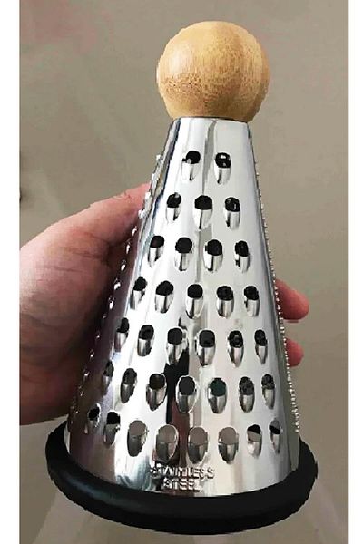 İLİVA Luxury Wooden Hand Grater with Stainless Steel and Silicone Base - Tapered/Funnel Shape
