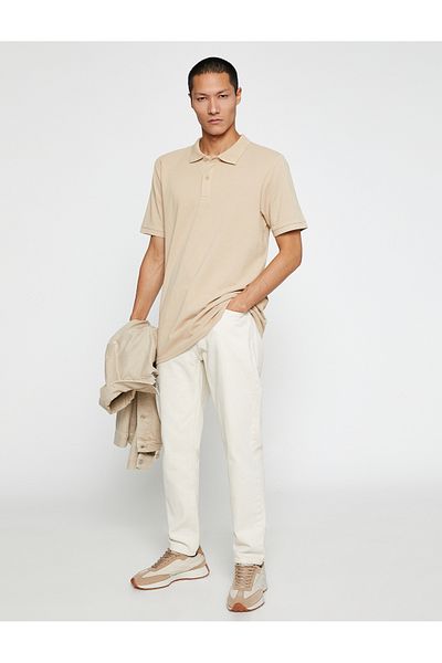 Koton Basic-T-Shirt mit Rollkragen, schmaler Passform und Knöpfen