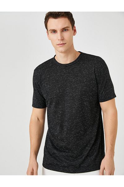 Koton Tricou de bază cu decolteu rotund cu mânecă scurtă, slim fit
