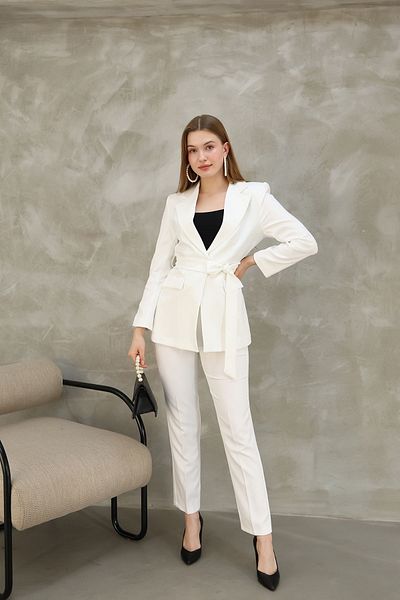 diaves White Tie down Jacket Carrot Cut Pants Double Suit